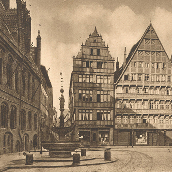 Foto-Postkate (Ausschnitt), bezeichnet "Hannover Markt, Altes Rathaus mit Brunnen"